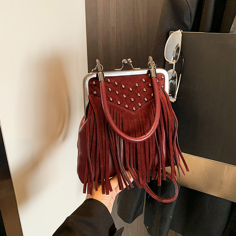 Women's Fashion Rivet Handheld - Women'S Bags New Collection ulasan dan harga