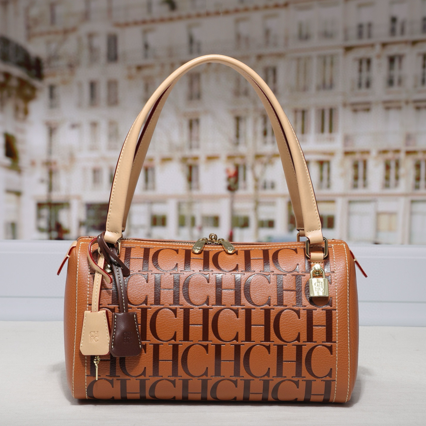 CHHC 2026 Letter Print Boston  - Top Handle Structured ulasan dan harga