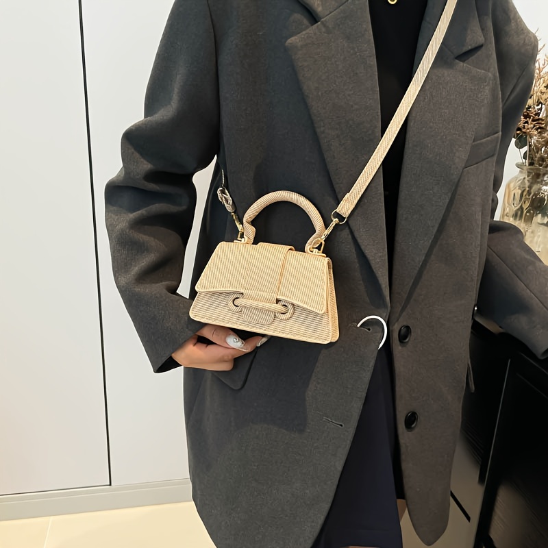Women's Fashion Woven Mini Han - Top Handle Structured ulasan dan harga